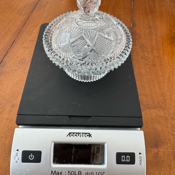 Vintage Diamond Cut Glass Candle Holders With Lid 4” - Picture 9 of 9